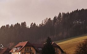 Wildwiesenhof